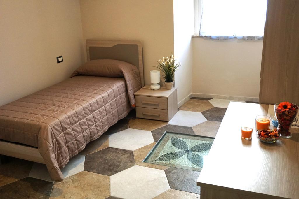 Residence Stendhal Guest House 치비타베키아 외부 사진